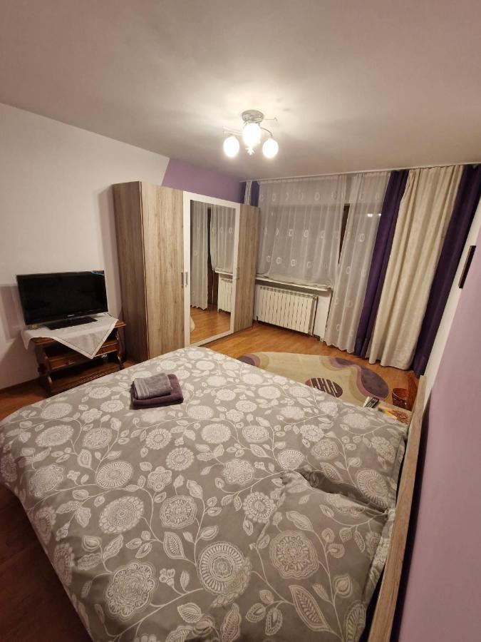Apartament Victoria Apartment Targu Jiu Exterior photo